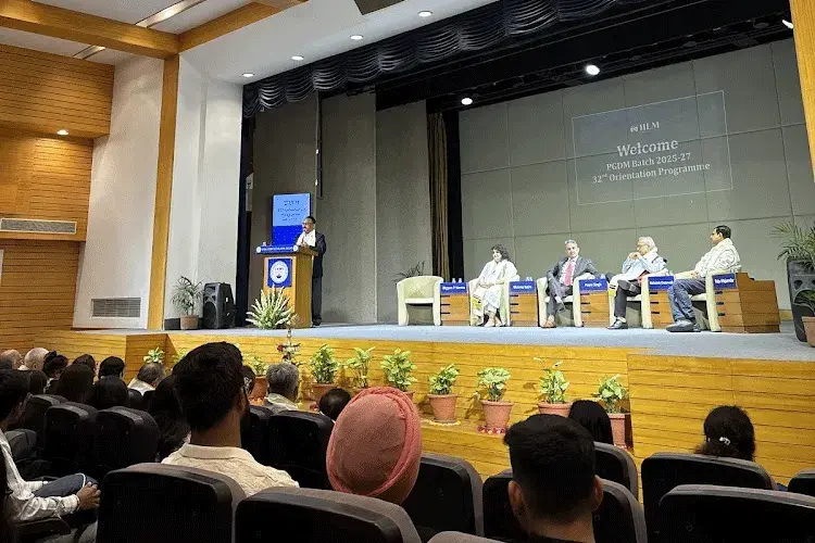 Lecture Halls & Conference Rooms