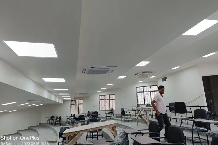 Digital Classrooms & Skill Labs