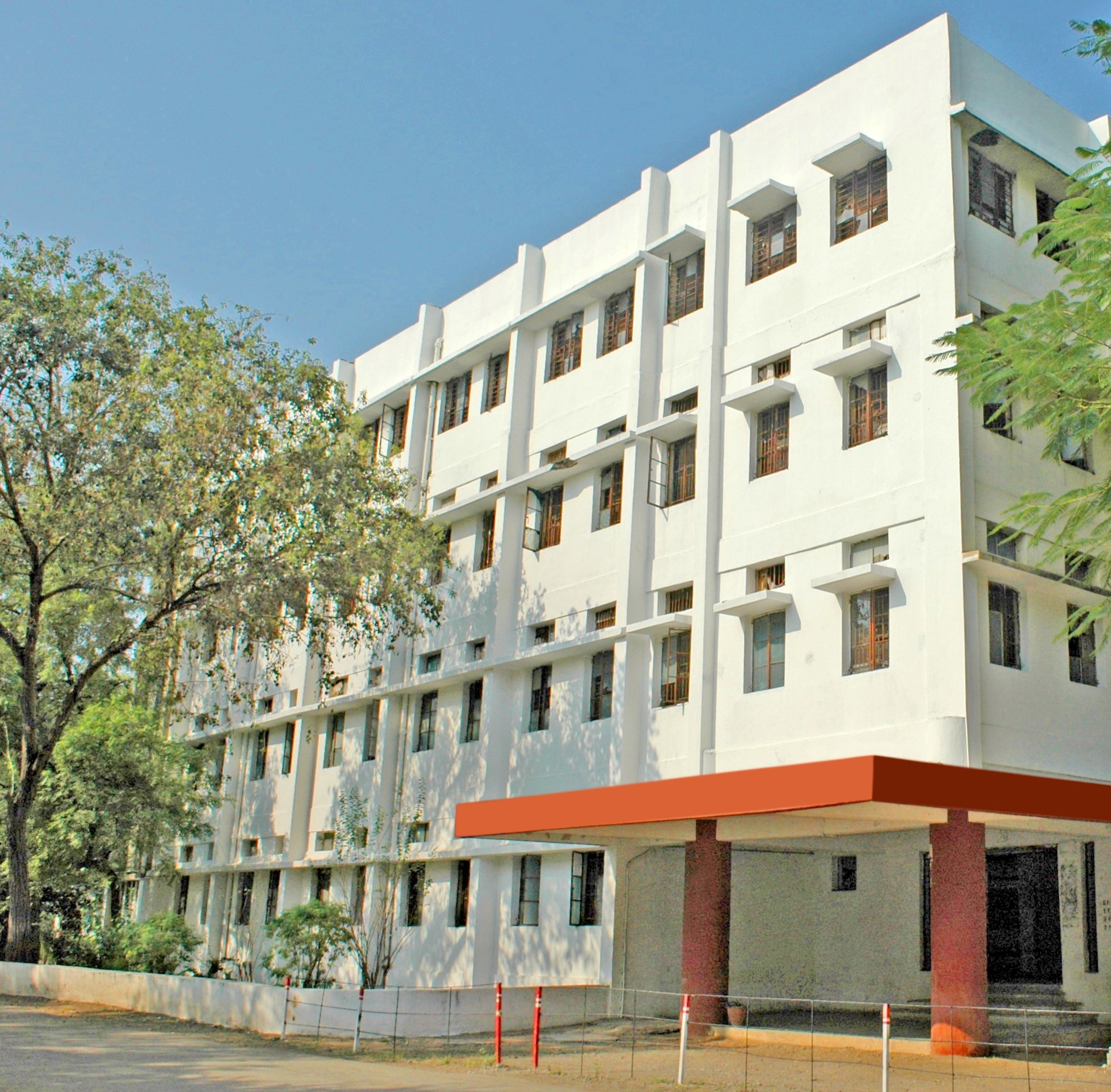Annasaheb Chudaman Patil Memorial Medical College and Hospital, Dhule