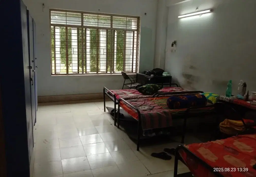 14 Hostels