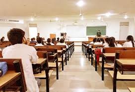 Technology-Infused Gallery Lecture Halls