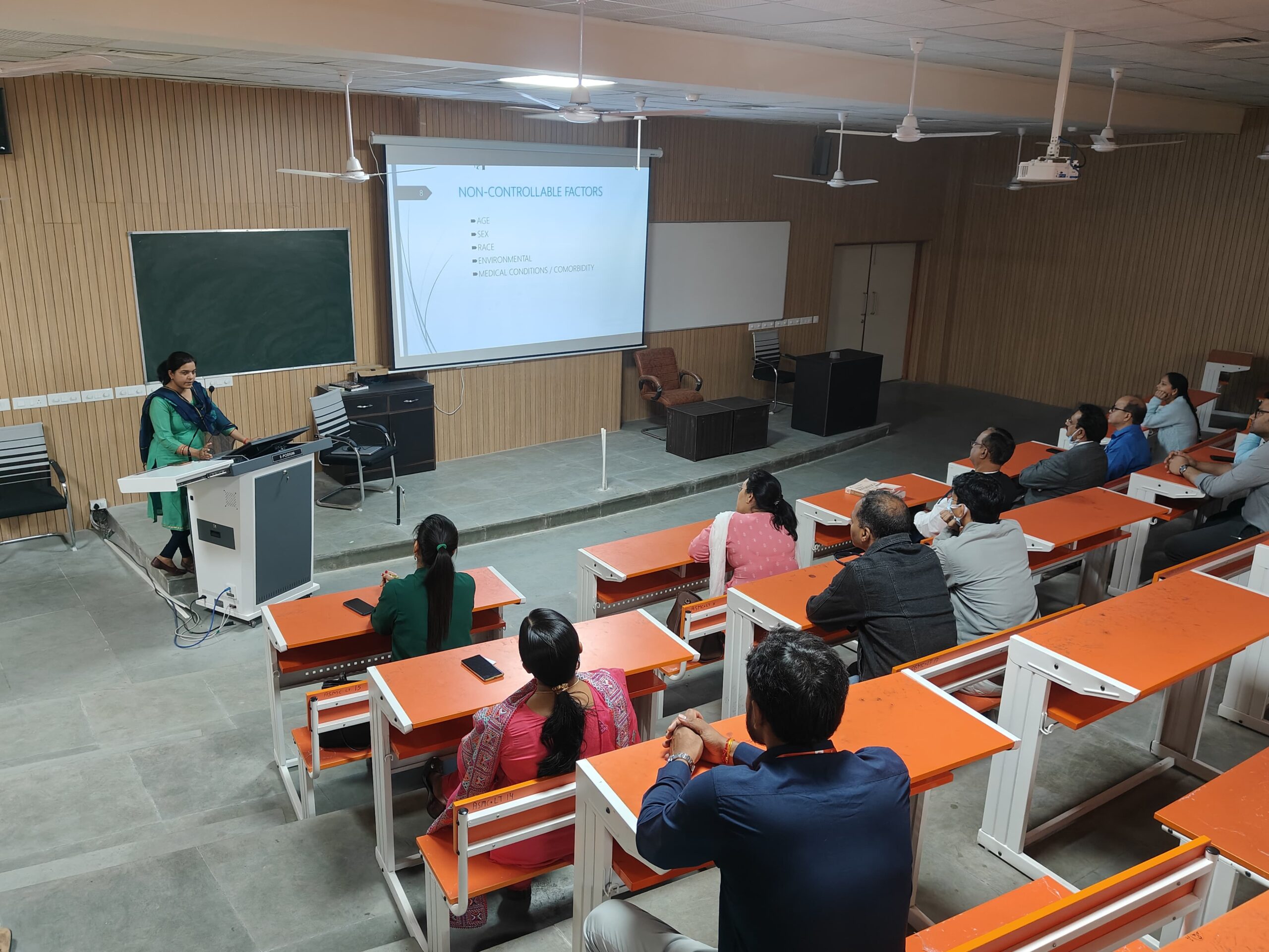Large Lecture Halls (500 sq.m. each)