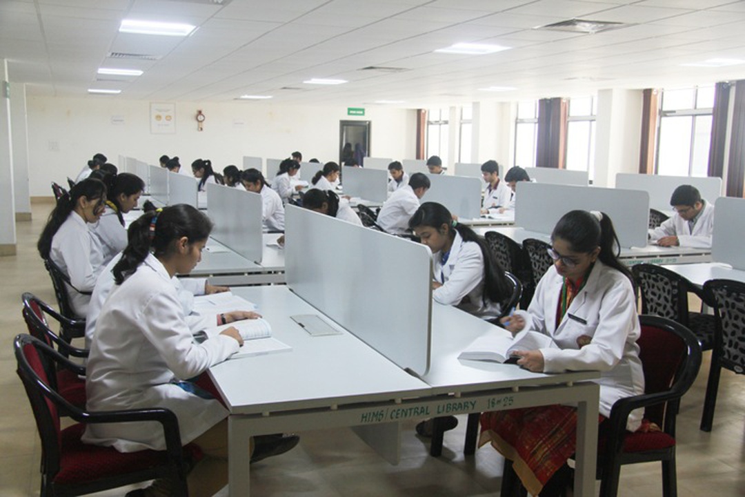 Well-Equipped Modernised Laboratories