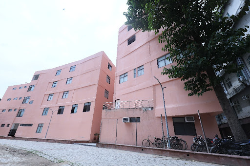 Hostel (Fully Furnished and Clean — Student Confirmed)