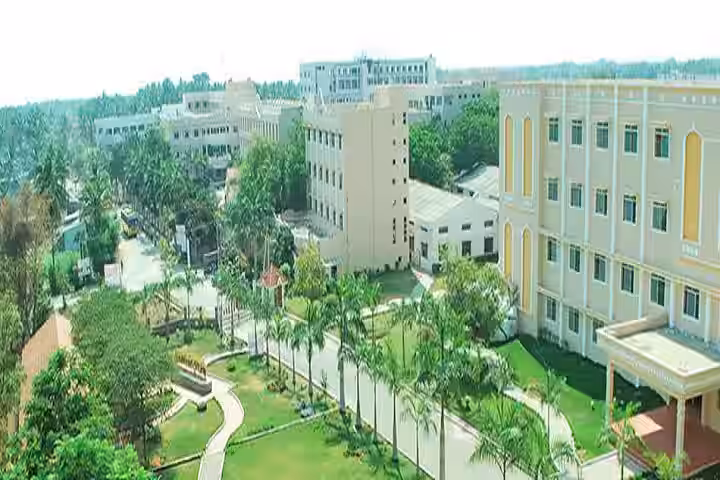 25-Acre Lush Green Campus