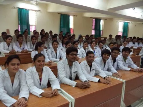 Air-Conditioned Lecture Halls & Virtual Classrooms