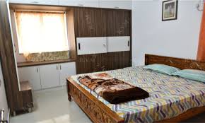 Hostel (Boys & Girls)