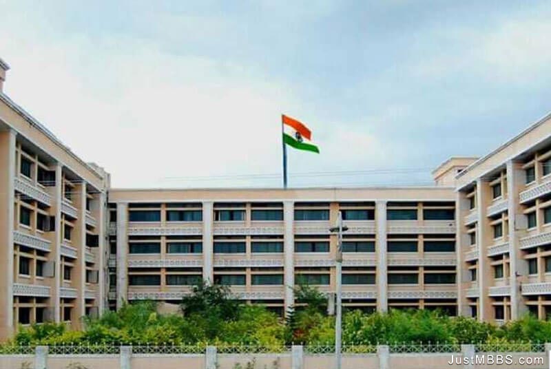 Swami Ramanand Teerth Rural Government Medical College, Ambajogai