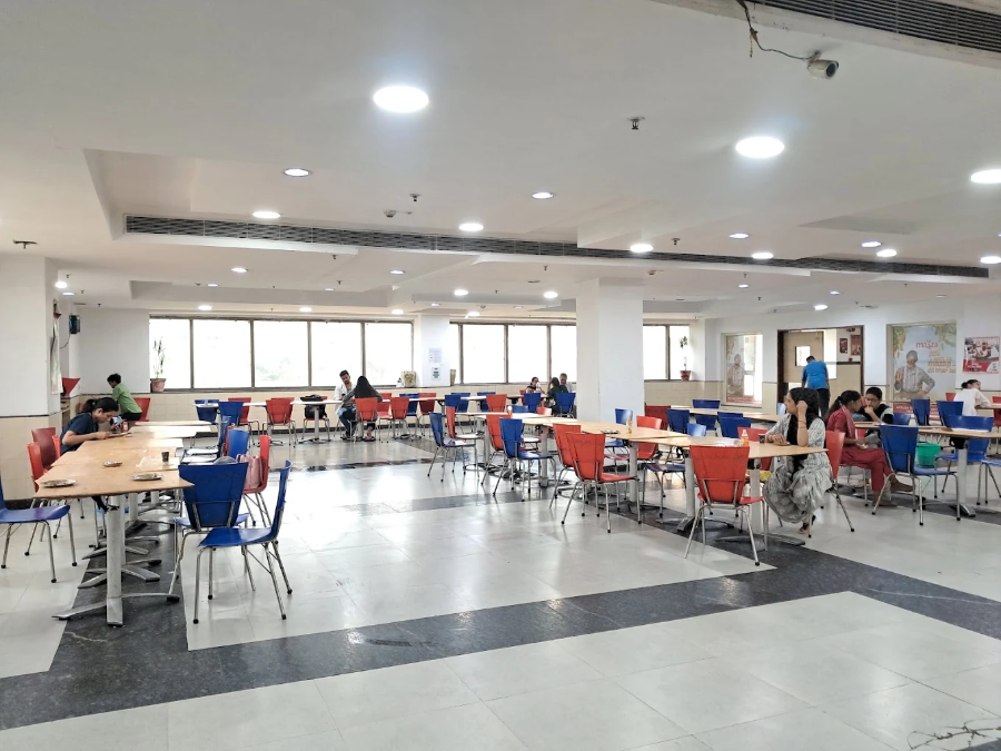 Academic Building – Classrooms & Lecture Halls