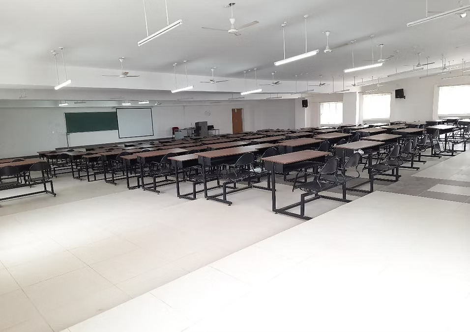 Demonstration Rooms with LCD Projectors