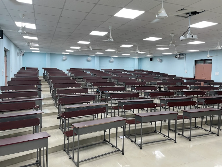 Lecture Halls & Classrooms