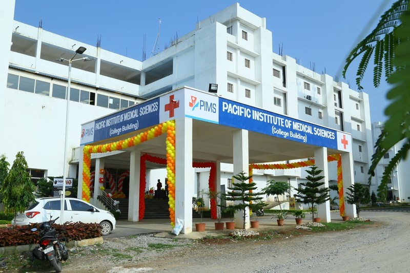1,100-Bed Teaching Hospital