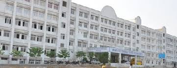 1.5 Lakh Sq. Ft. Campus + Modern Lecture Halls