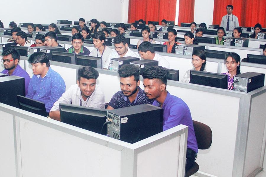 Computer, Analytics and Simulation Labs
