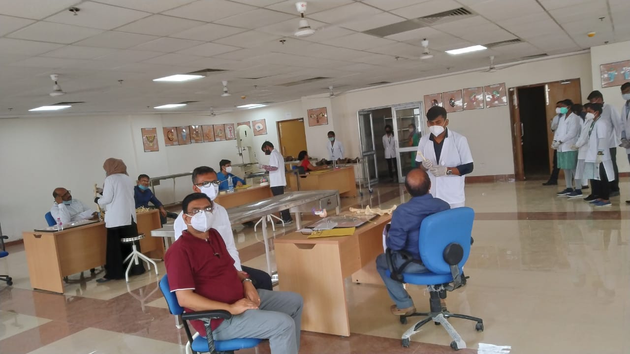 Phulo Jhano Medical College Hospital (550 Beds, 15 OTs)
