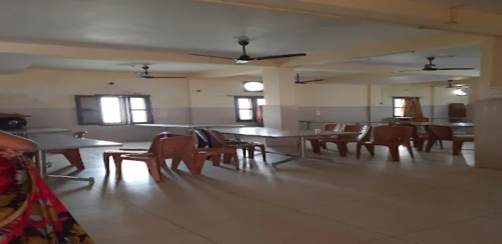 Food Court