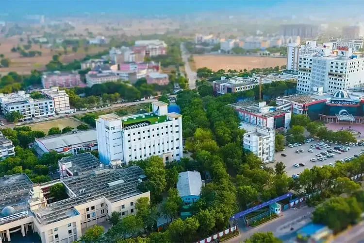 1200-Bed Hospital