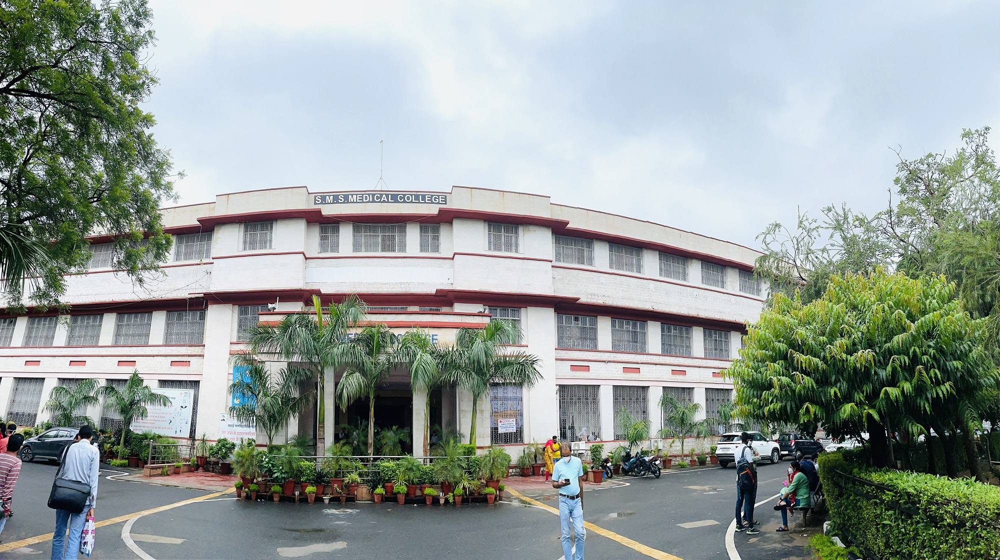 SMS Hospital (6000 beds – One of Asia's Largest)