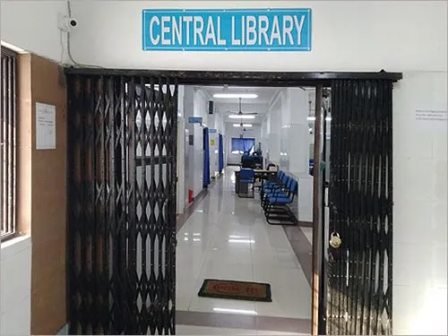 Central Library (3,152 books, 51 journals)