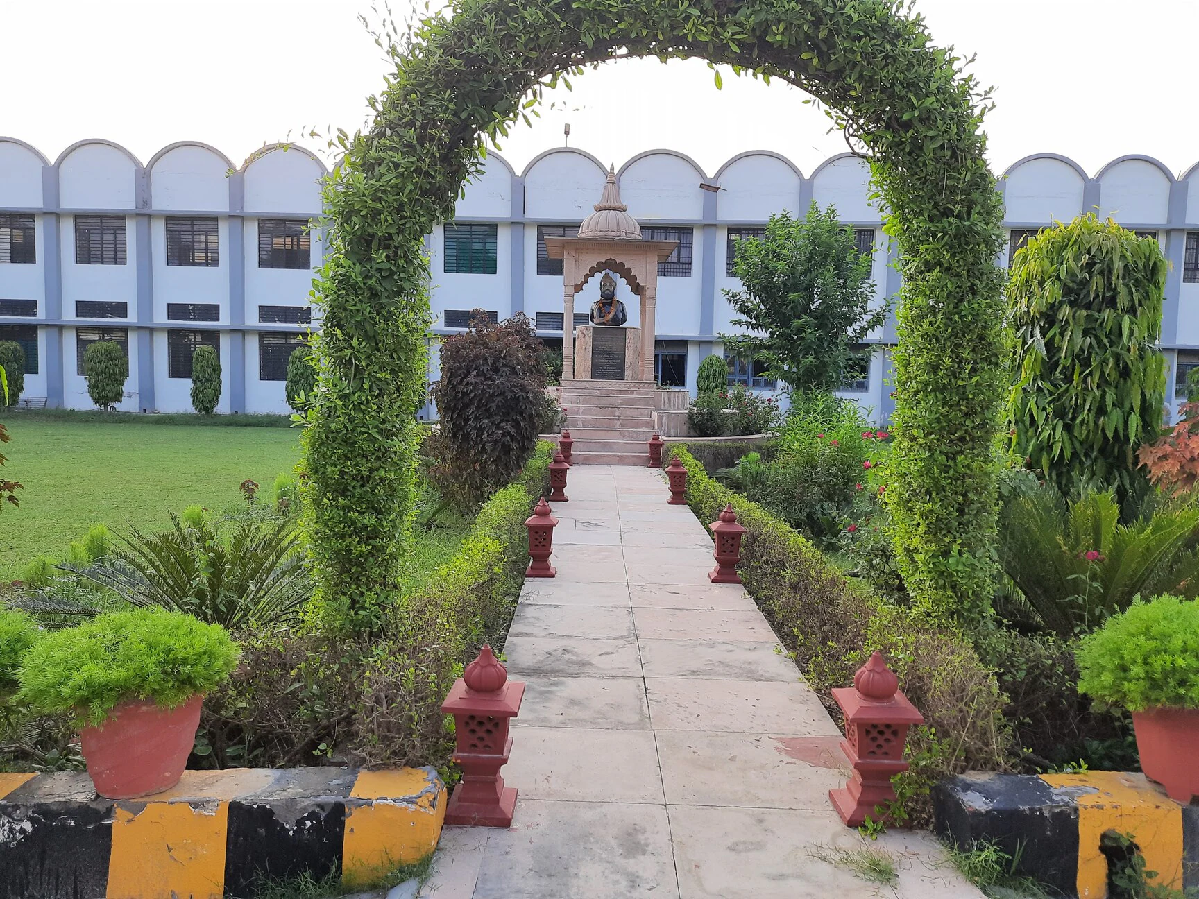 Raja Balwant Singh Management Technical Campus, Agra