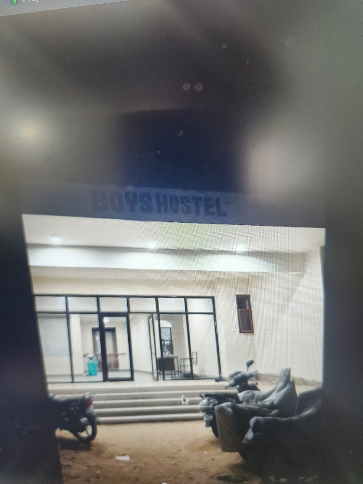 Boys & Girls Hostels