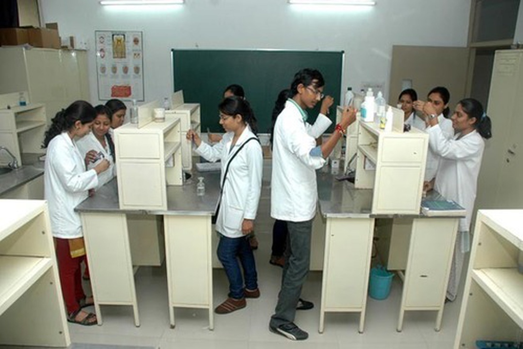 Departmental Laboratories & Museums
