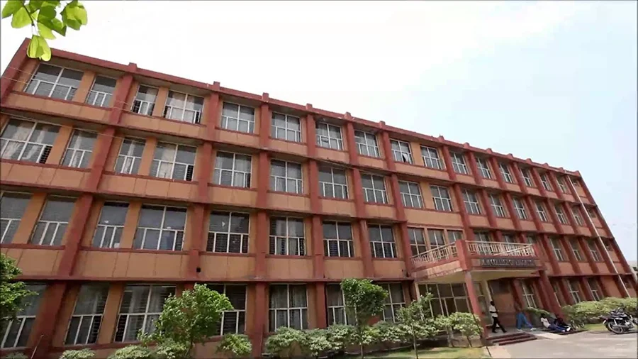 Maharishi Markandeshwar Institute of Medical Sciences & Research, Mullana