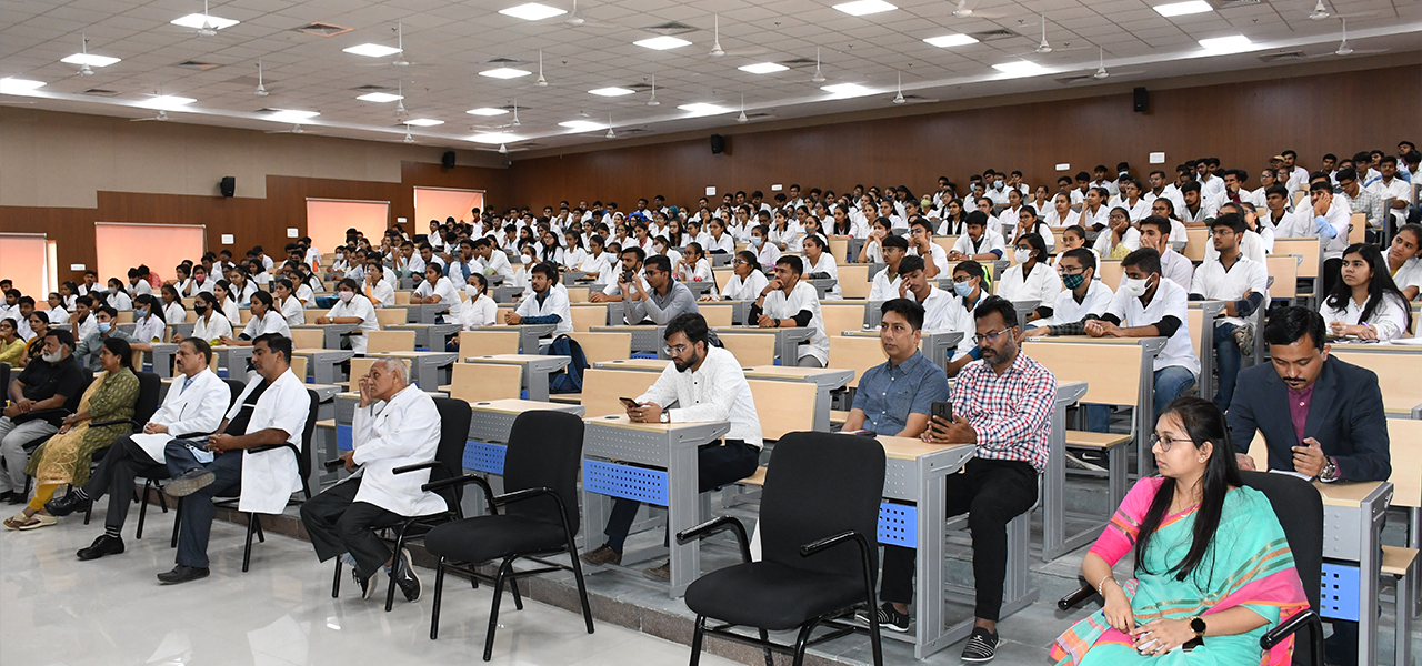 Lecture Halls & Smart Classrooms